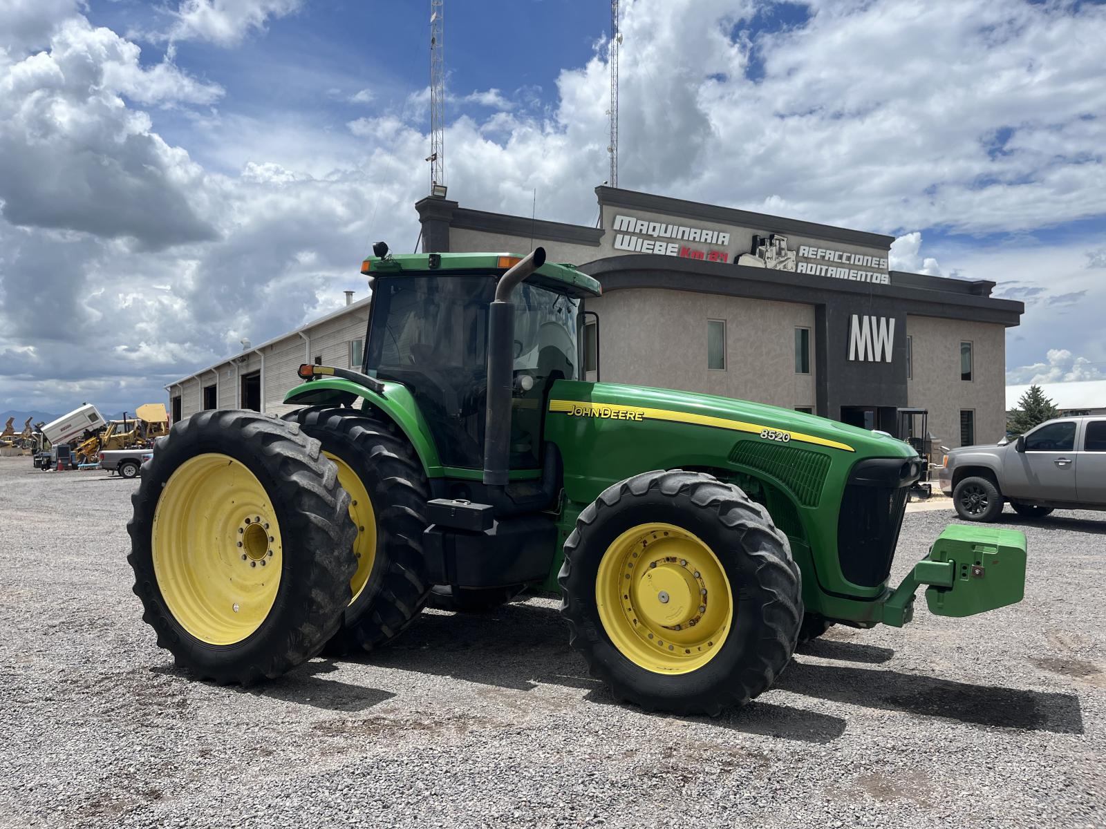 ./imagenes/INVOICE/2019/13516/JOHN DEERE 8520 (1).JPG